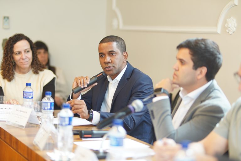CONSEC participa de mesa-redonda sobre o novo Plano Nacional de Educação na FGV, no Rio de Janeiro